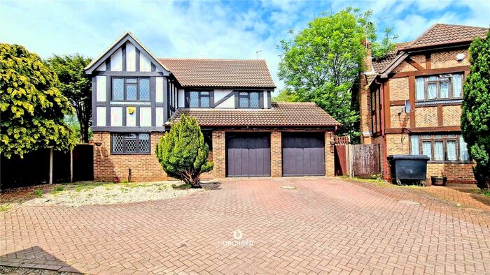 4 Bedroom Detached House To Rent In Kilpatrick Way, Yeading, Hayes, UB4