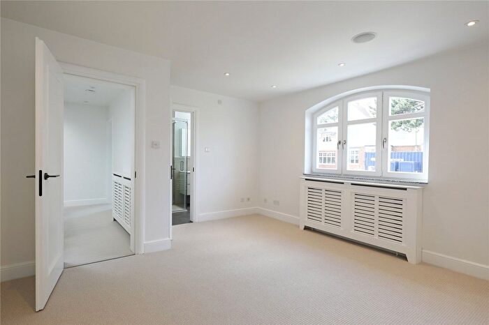 6 Bedroom Detached House To Rent In Vineyard Hill Road, Wimbledon, London, SW19