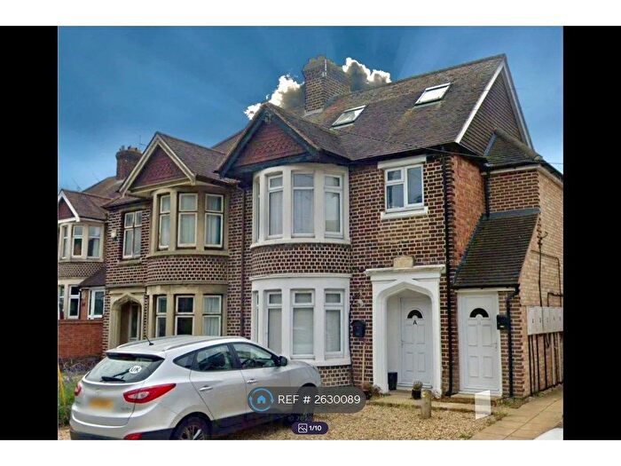 2 Bedroom Flat To Rent In Westminster Way, Oxford, OX2