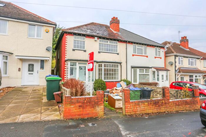 3 Bedroom Terraced House To Rent In Bleakhouse Road, Oldbury, B68