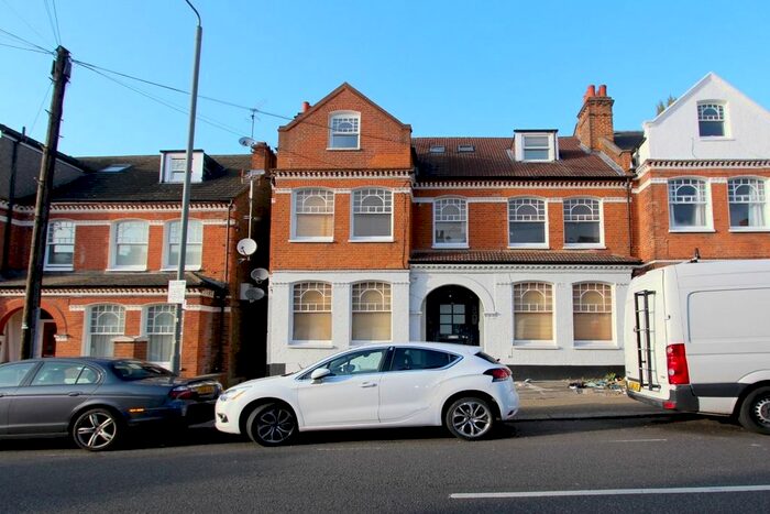 1 Bedroom Flat To Rent In Elmbourne Road, London, SW17