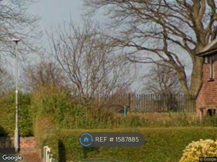 3 Bedroom Semi-Detached House To Rent In Acacia Close, Hucknall, Nottingham, NG15