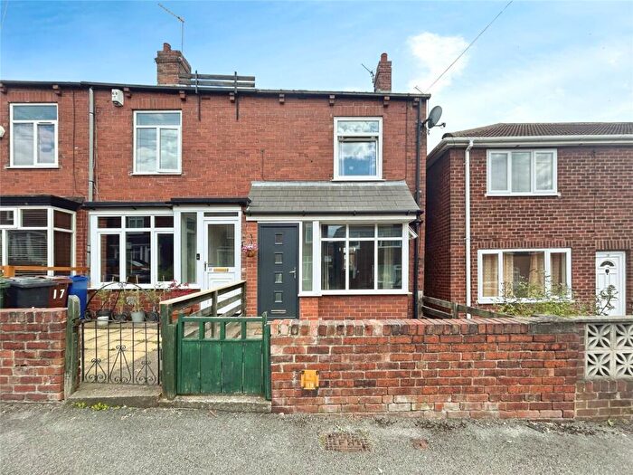 3 Bedroom Terraced House To Rent In Winter Road, Barnsley, South Yorkshire, S75