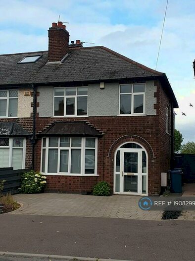 3 Bedroom Semi-Detached House To Rent In Abbey Road, West Bridgford, Nottingham, NG2