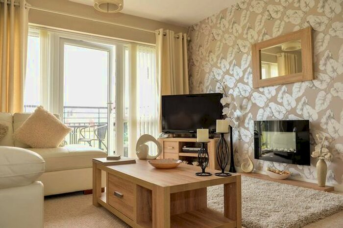 2 Bedroom Flat For Sale In New Grosvenor Road, Ellesmere Port, CH65