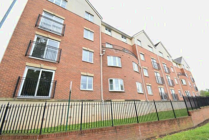 2 Bedroom Flat To Rent In Mayfair Court, Thornes, Wakefield, WF2