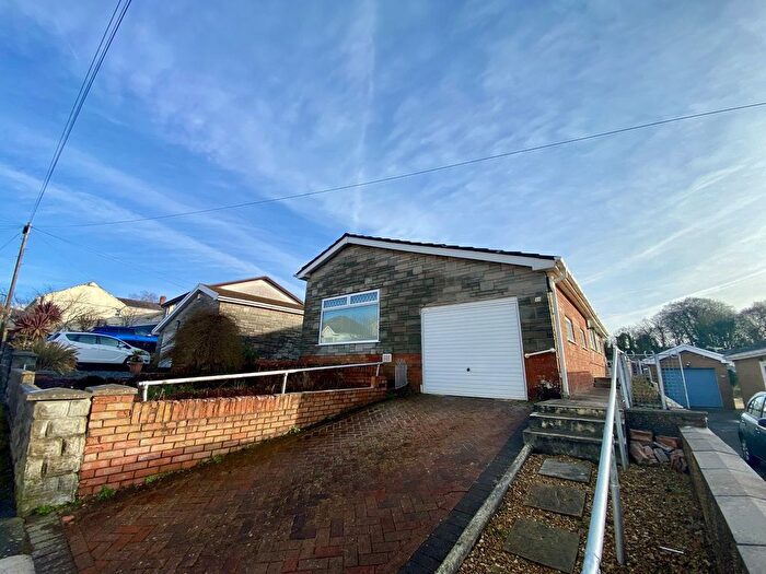 3 Bedroom Semi Detached Bungalow For Sale In Smiths Road, Birchgrove, Swansea, City And County Of Swansea., SA7