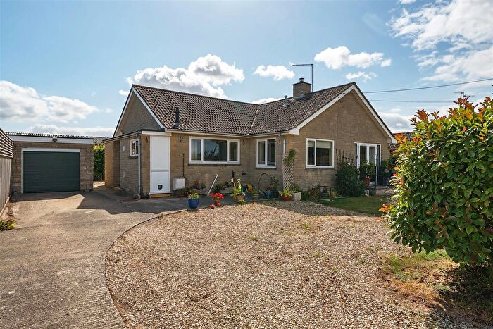 3 Bedroom Detached Bungalow For Sale In Beercrocombe, Taunton, TA3