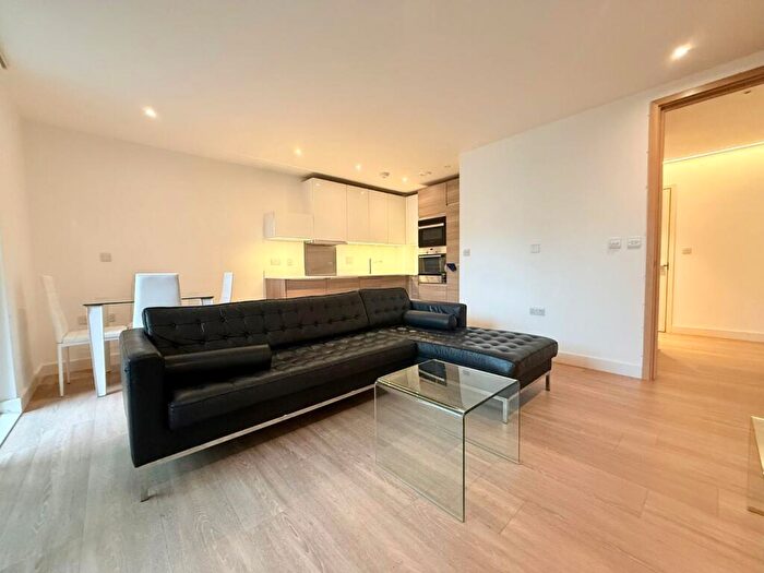 2 Bedroom Apartment To Rent In Seafarer Way, London, Greater London, SE16