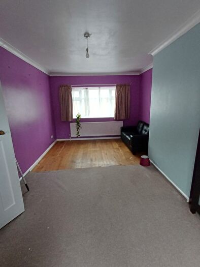 1 Bedroom Flat To Rent In Southwood Road, Eltham, SE9