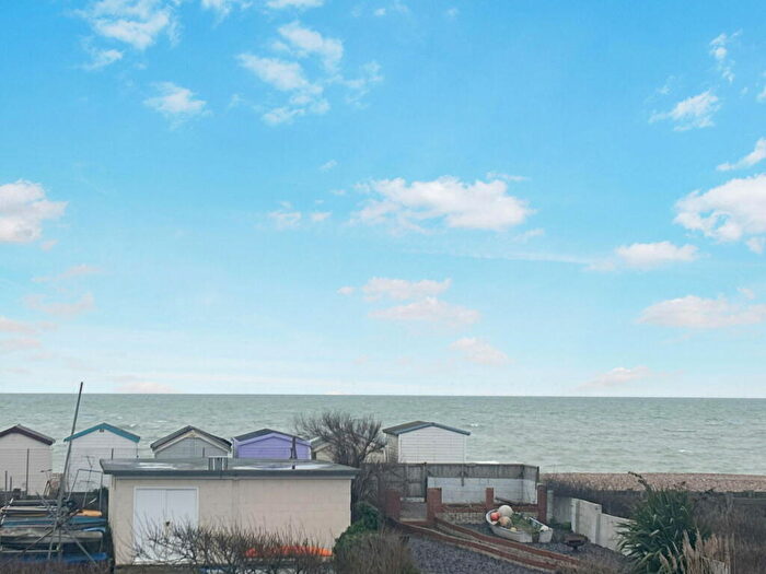 1 Bedroom Apartment For Sale In Brighton Road, Lancing, BN15