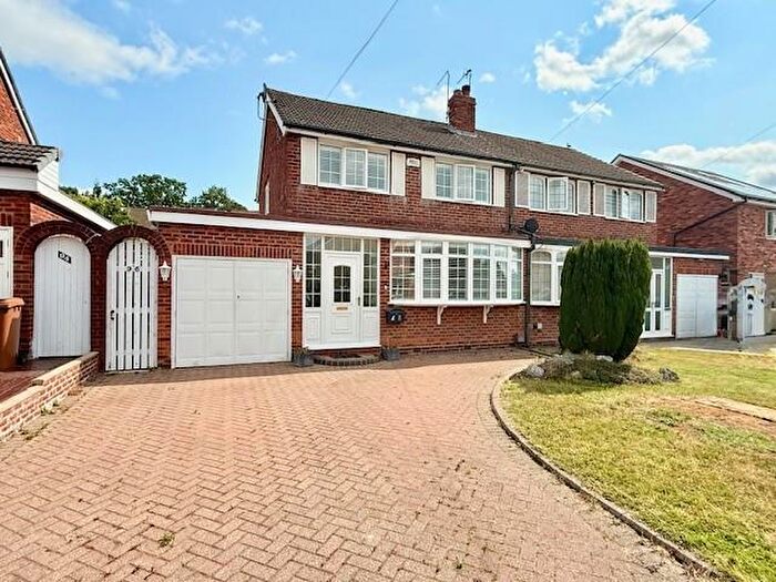 3 Bedroom House To Rent In Valley Road, Sutton Coldfield, B74