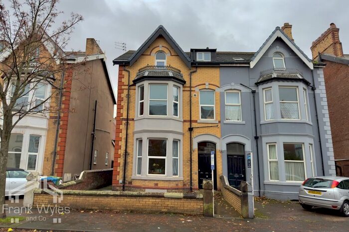 1 Bedroom Flat To Rent In St. Andrews Road South, Lytham St. Annes, FY8