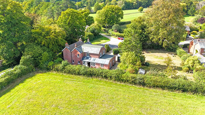 6 Bedroom Detached House For Sale In Bartley Road, Woodlands, Southampton, SO40