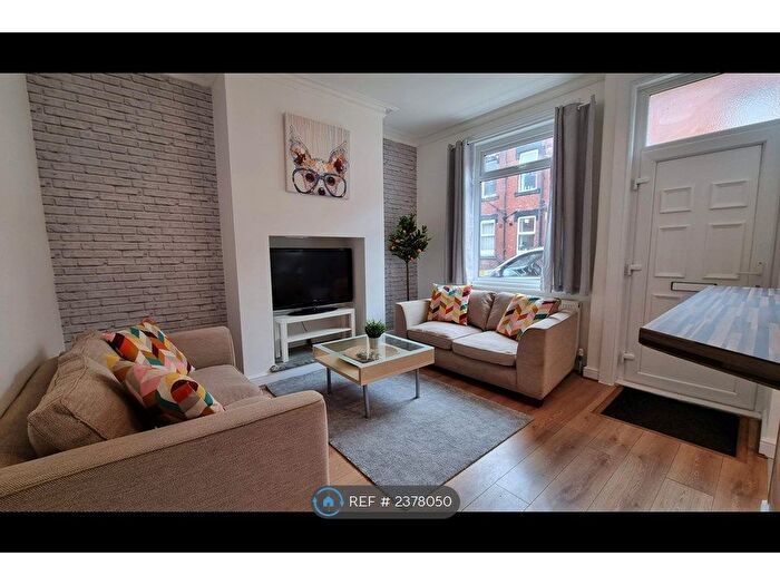2 Bedroom Terraced House To Rent In Stanley Terrace, Armley, Leeds, LS12