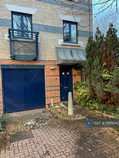 3 Bedroom End Of Terrace House To Rent In Ryder Drive, London, SE16