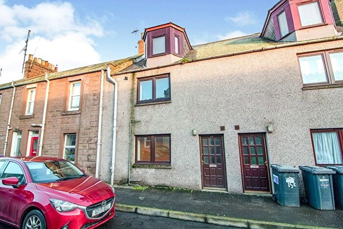 1 Bedroom Flat To Rent In Ramsay Street, Montrose, Angus, DD10