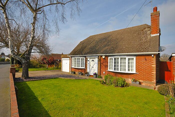 2 Bedroom Detached Bungalow For Sale In Kingsmead Drive, Branton, Doncaster, DN3