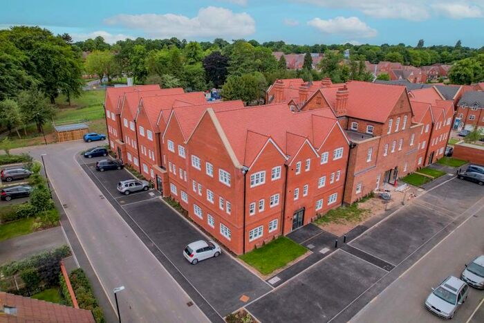 2 Bedroom Flat To Rent In MacNiece Close, Birmingham, B29