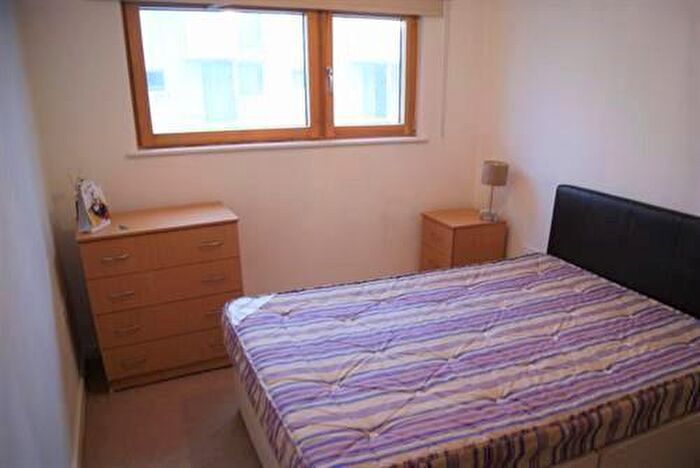 1 Bedroom Flat For Sale In Arboretum Place, Barking, IG11