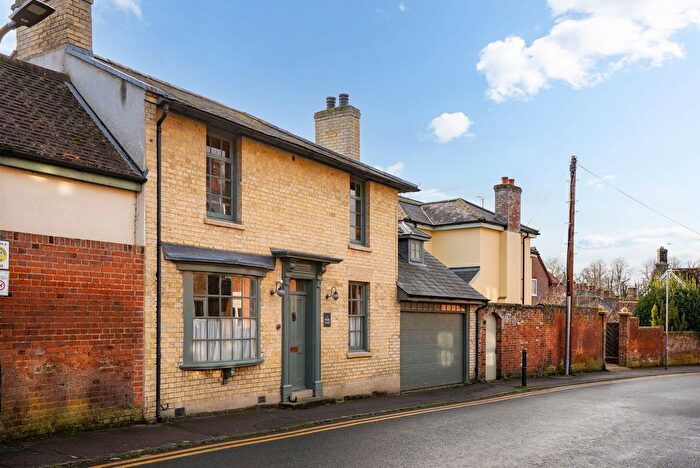 4 Bedroom Detached House For Sale In Park Lane, Saffron Walden, CB10