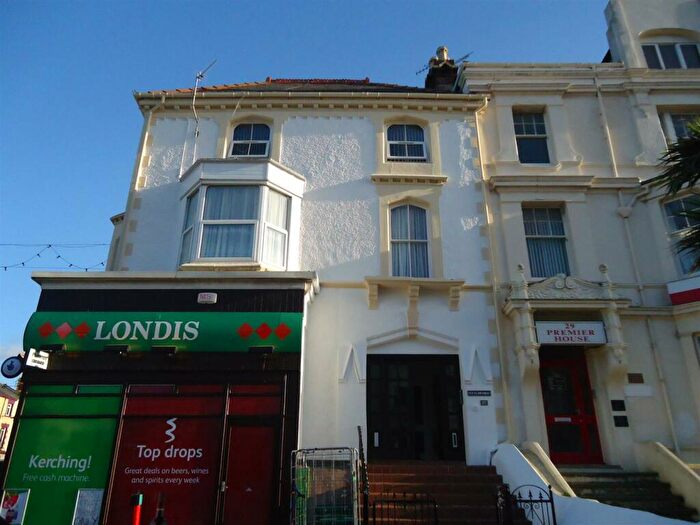 2 Bedroom Apartment To Rent In Lloyd Street, Llandudno, LL30