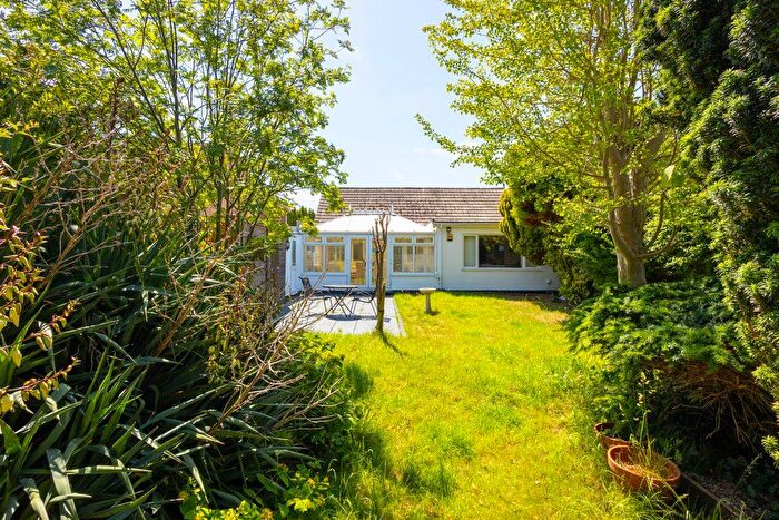 3 Bedroom Bungalow For Sale In Queens Road, Littlestone, New Romney, Kent, TN28