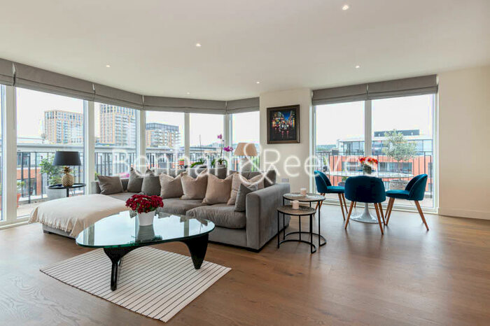 2 Bedroom Apartment To Rent In Royal Arsenal Riverside, London, SE18