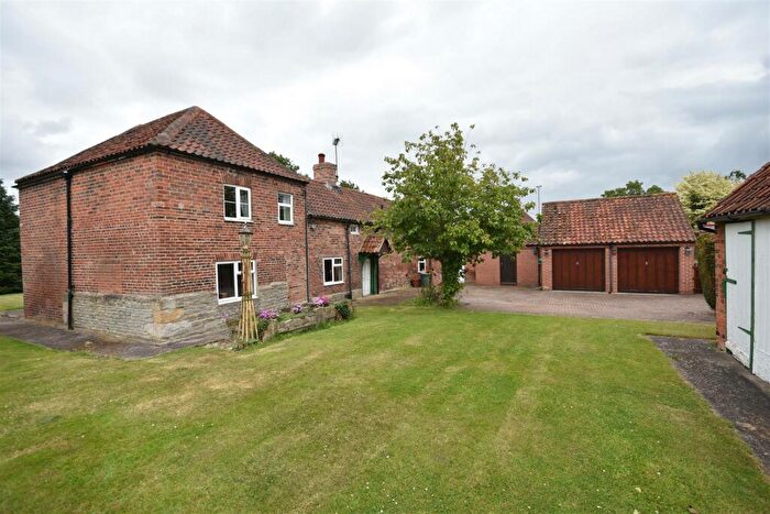 4 Bedroom Cottage For Sale In Staythorpe Road, Averham, Newark, NG23