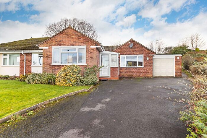 3 Bedroom Semi Detached Bungalow For Sale In Meadow Road, Malvern, Worcestershire, WR14