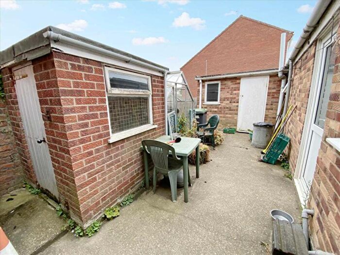 3 Bedroom Terraced House For Sale In West Banks, Sleaford, NG34