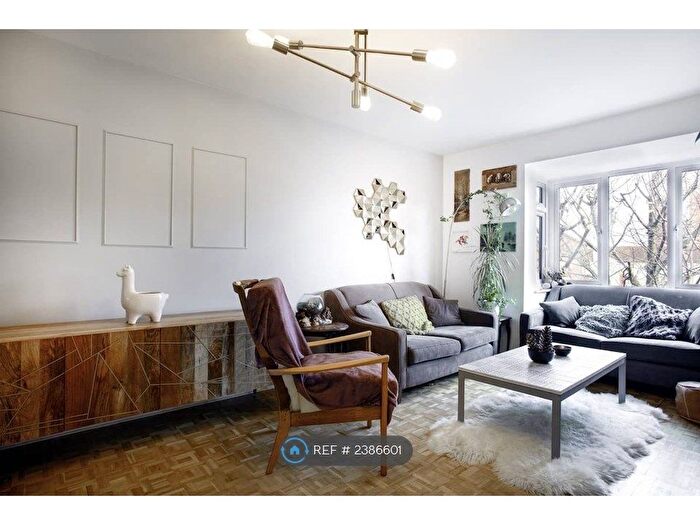 2 Bedroom Flat To Rent In London, London, SE14