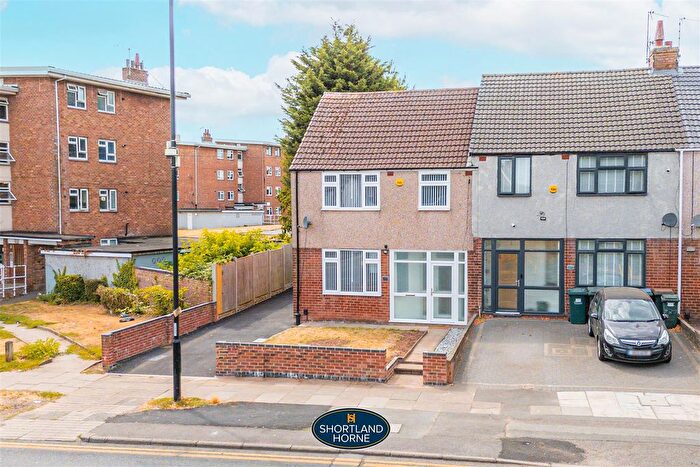 3 Bedroom End Of Terrace House To Rent In Beake Avenue, Radford, Coventry, CV6