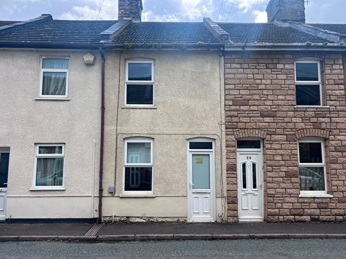 2 Bedroom Terraced House For Sale In George Street, King's Lynn, PE30