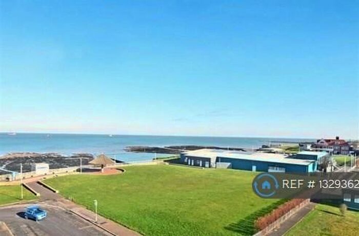 2 Bedroom Flat To Rent In Queens Lodge, Cliftonville, Margate, CT9