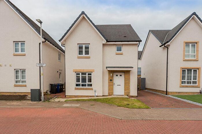 3 Bedroom Detached House For Sale In Gowanlea Place, Brookfield, PA5