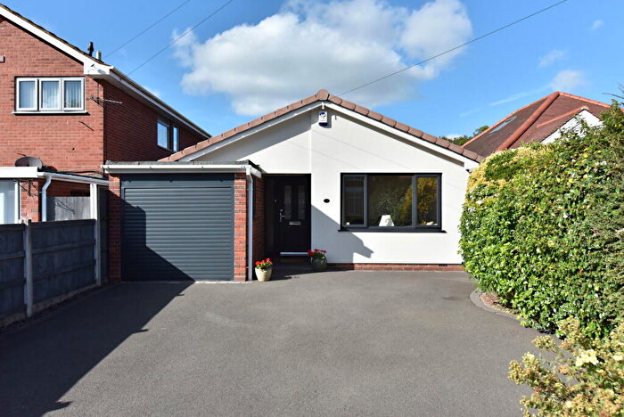 2 Bedroom Detached Bungalow For Sale In Kingswinford, Broad Street, DY6