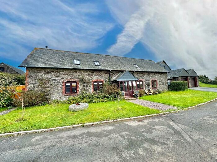 5 Bedroom Barn Conversion For Sale In Down Thomas, Plymouth, PL9