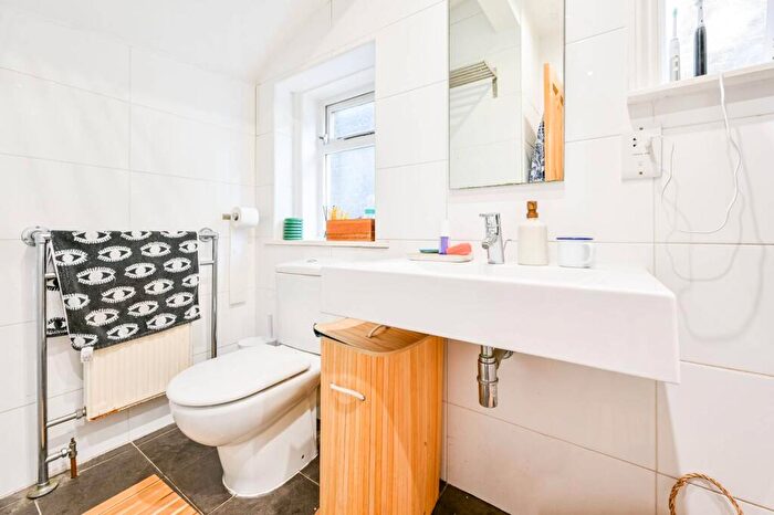 1 Bedroom Flat To Rent In Kidbrooke Park Road, Blackheath, London, SE3