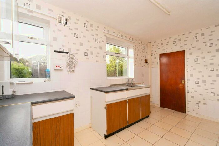 3 Bedroom Semi-Detached House For Sale In Ruskin Avenue, Liscard, Wallasey, CH44