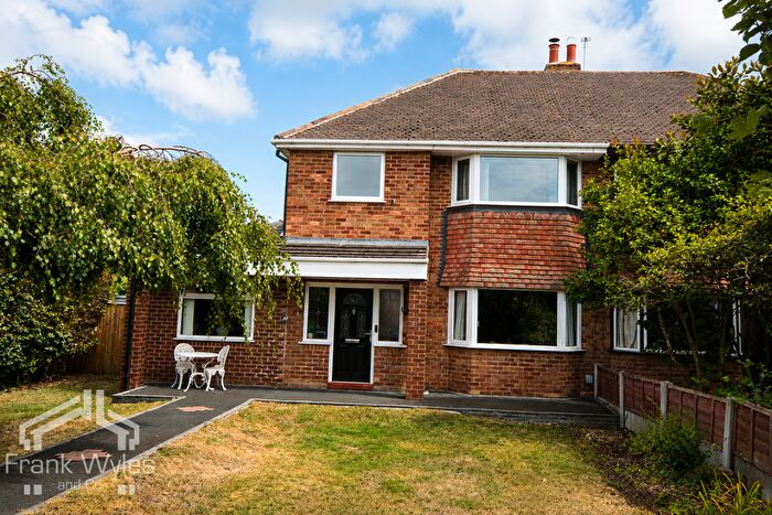 4 Bedroom Semi-Detached House For Sale In Fylde Road, Ansdell, Lancashire, FY8