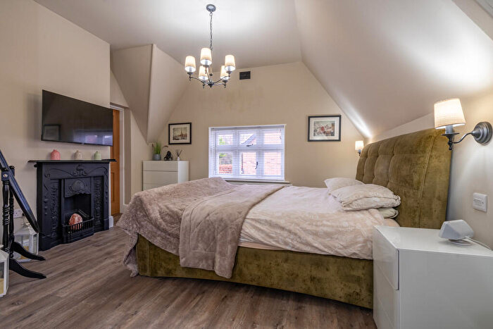 3 Bedroom Detached House For Sale In Thorpe St Andrew, NR7