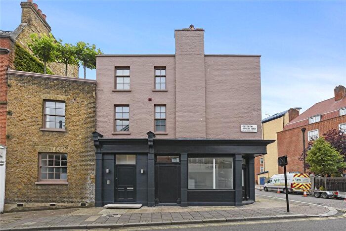 1 Bedroom Flat To Rent In Daventry Street, Marylebone, London, NW1