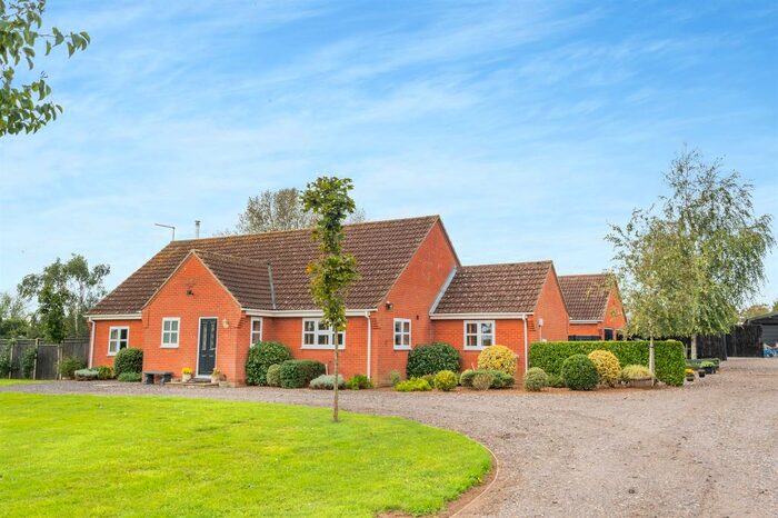 3 Bedroom Detached Bungalow For Sale In Hillborough Road, North Pickenham, Swaffham, PE37