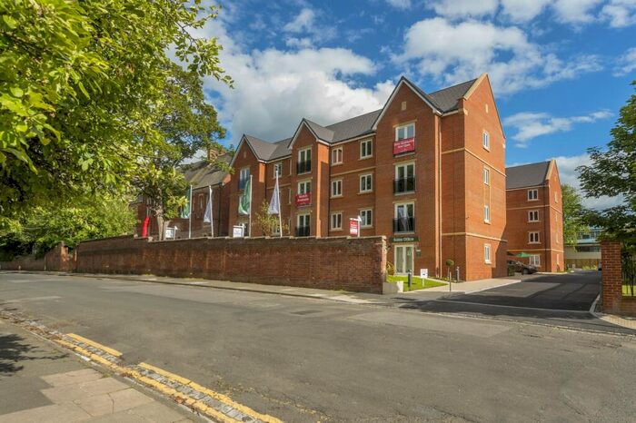 1 Bedroom Flat To Rent In Trinity Road, Darlington, Durham, DL3