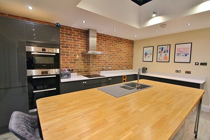 3 Bedroom Terraced House For Sale In Kensington Road, Copnor, PO2