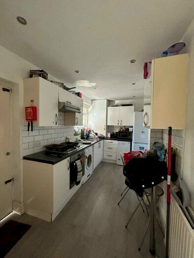5 Bedroom Terraced House To Rent In Landcross Road, Fallowfield, M14