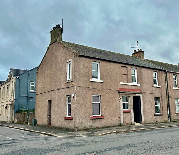 3 Bedroom Flat To Rent In Shore Road, Troon, Ayrshire, KA10