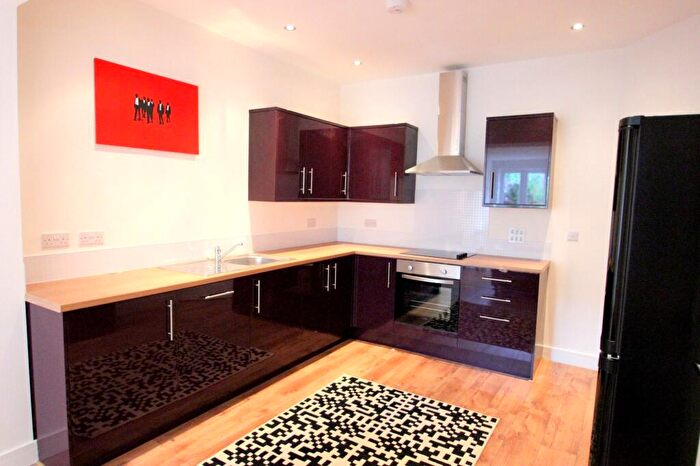 6 Bedroom House To Rent In Fitzroy Street, Cardiff, CF24