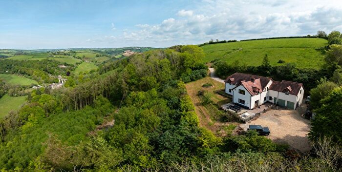 7 Bedroom Detached House For Sale In Easter Wood Farm, Nr Goodleigh, EX32